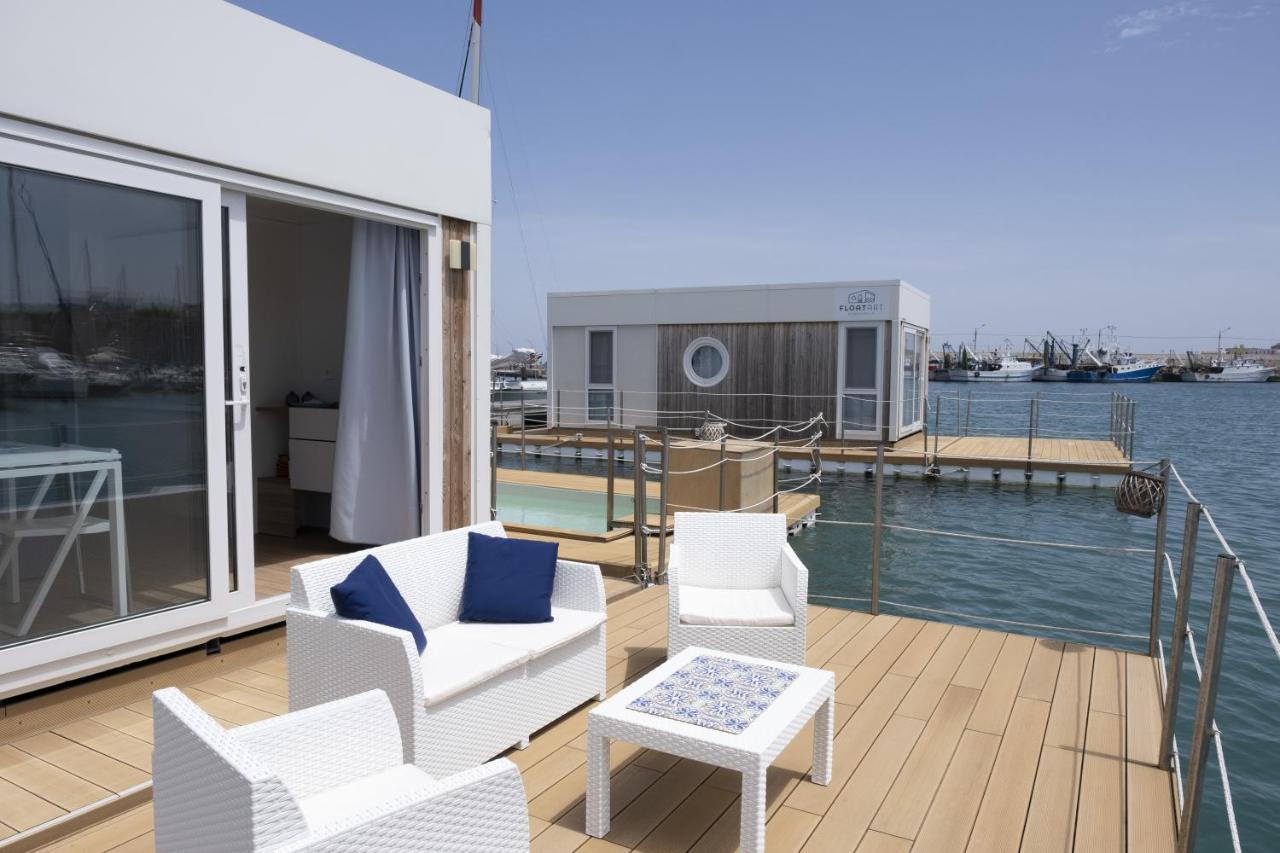 Houseboat Floatart Experience Bisceglie 호텔 외부 사진